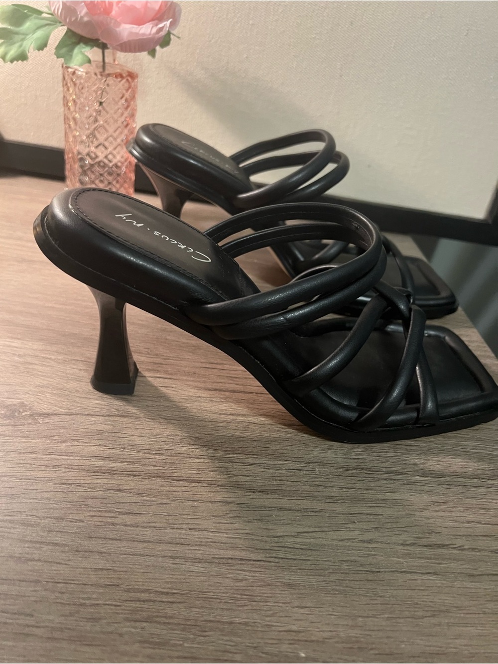 Circus by Sam Edelman Black Knotted Strap Square-Toe Heels - Picture 10 of 10